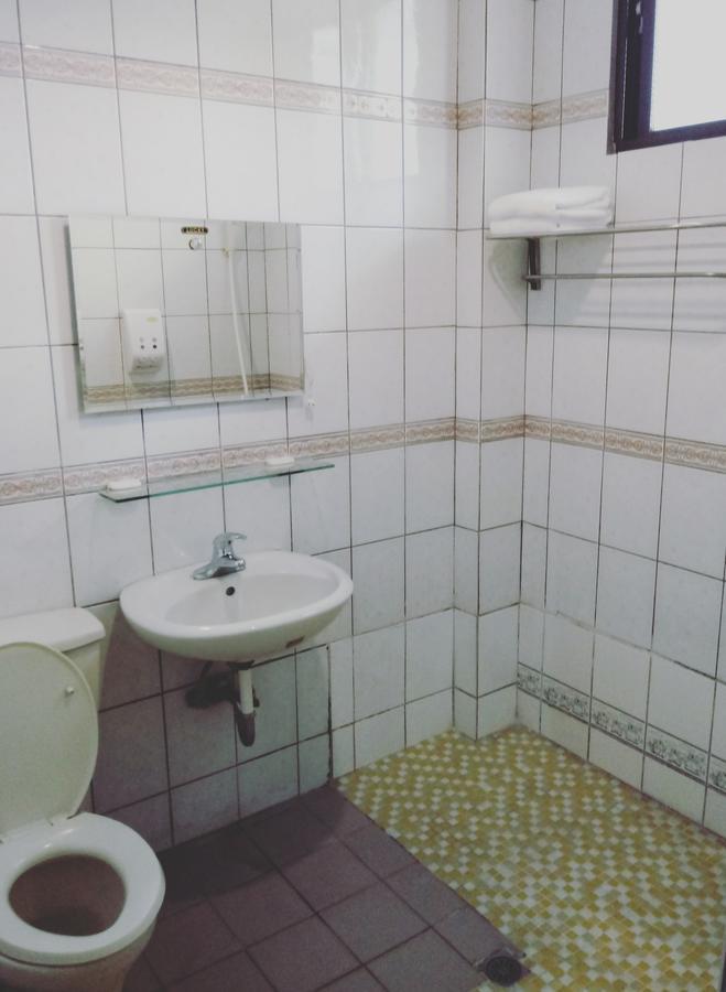 Pu Shi Homestay Yuli Luaran gambar
